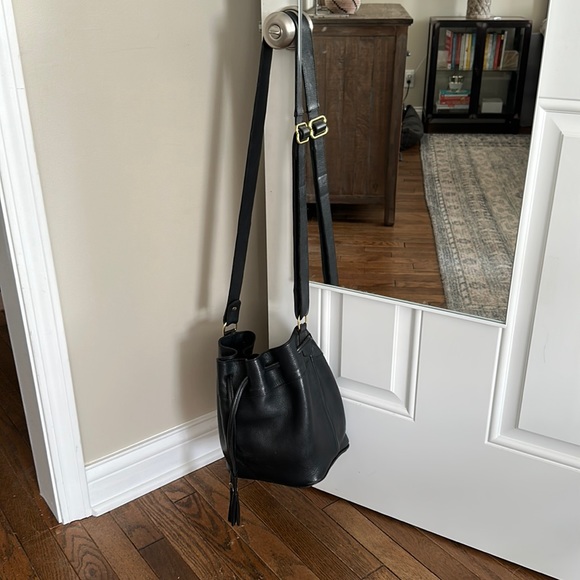 Sseko Drawstring Satchel - Picture 3 of 6